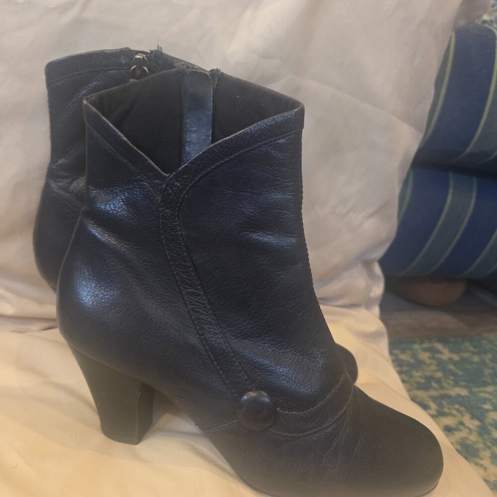 Clarks navy blue leather ankle boots